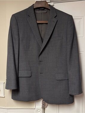Jos. A. Bank Men's Gray Two-Button Notch Lapel Suit Jacket